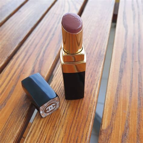 chanel lipstick easy